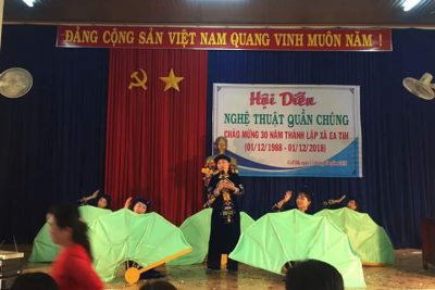 Tham gia Hội diễn Nghệ thuật quần chúng chào mừng 30 năm thành lập xã Ea Tih